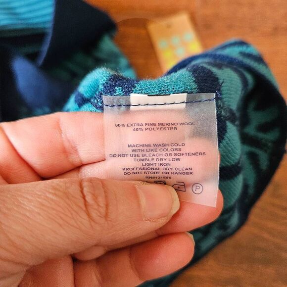 NWT Title Nine Reversible Merino Wool Skirt - Picture 4 of 8